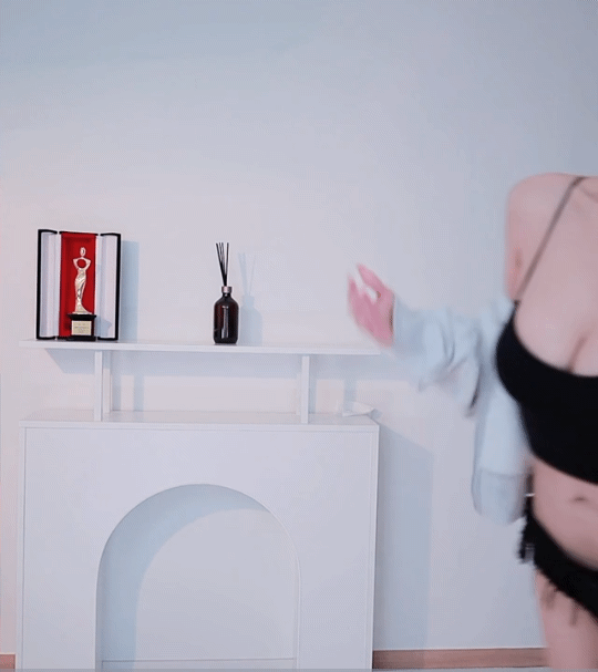8.gif